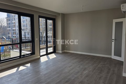 3+1 Apartment en Istanbul, Turkey No. 11805 18