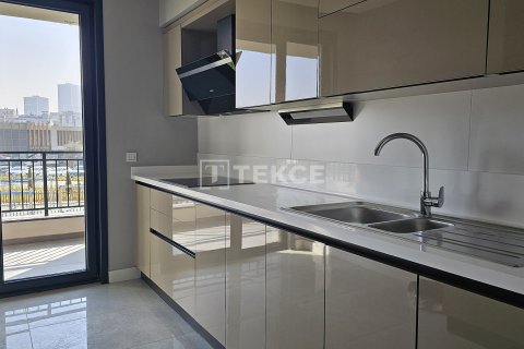 3+1 Apartment in Istanbul, Turkey No. 11805 21