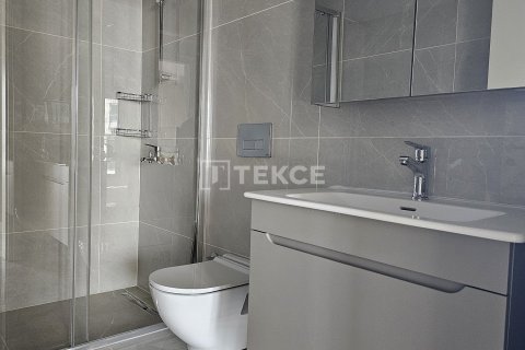 3+1 Apartment in Istanbul, Turkey No. 11805 27