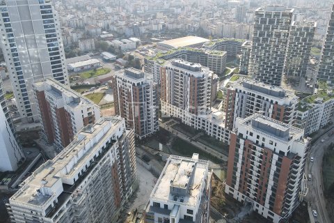 3+1 Apartment in Istanbul, Turkey No. 11805 1