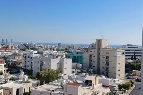 3 dormitorios Penthouse en Limassol, Cyprus No. 34955 9