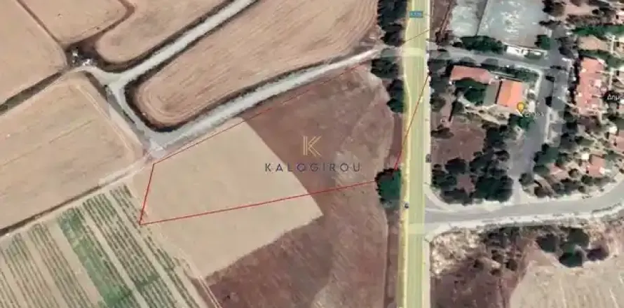 8084m² Land en Pervolia, Cyprus No. 36177