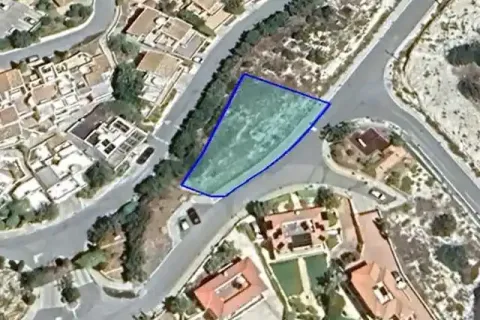 628m² Land in Agios Tychonas, Cyprus No. 36173 1