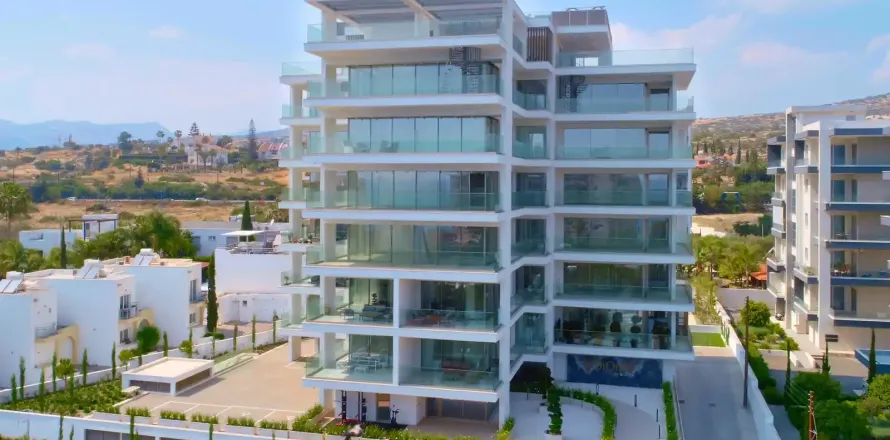 3 dormitorios Penthouse en Agios Tychonas, Cyprus No. 32745