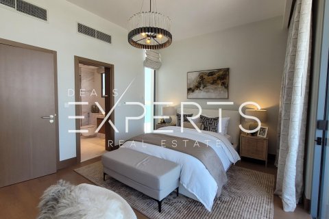 4 bedrooms Villa in Abu Dhabi, UAE No. 10545 8