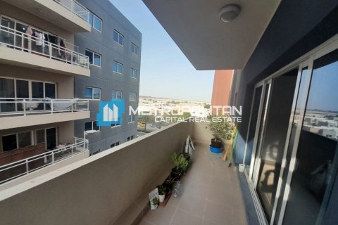 3 dormitorios Apartment en Al Reef, UAE No. 10467 11