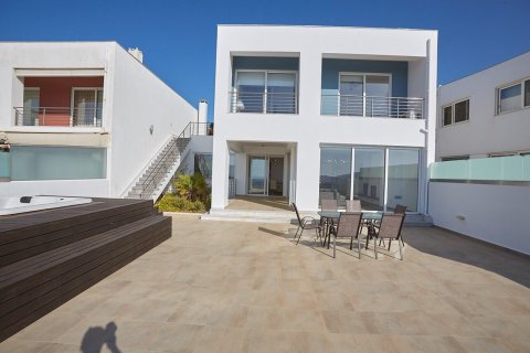 4 bedrooms Villa in Heraklion, Greece No. 66443 6