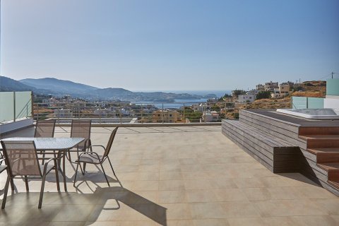 4 bedrooms Villa in Heraklion, Greece No. 66443 3