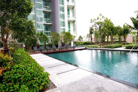 2 bedrooms Condo  in Bangkok, Thailand No. 377 2