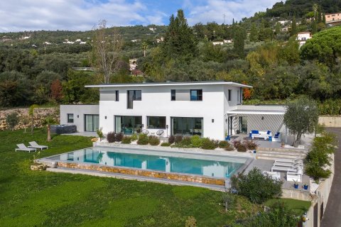 5 dormitorios Villa en Cabris, France No. 67944 1