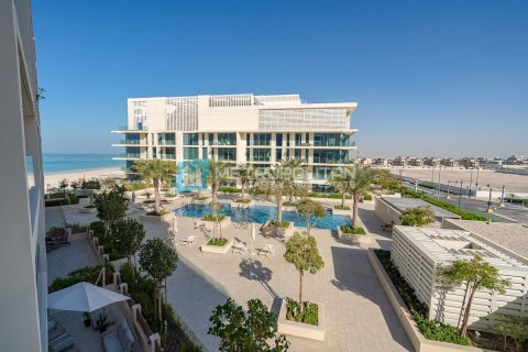 3 dormitorios Apartment en  Saadiyat Island, UAE No. 5202 1