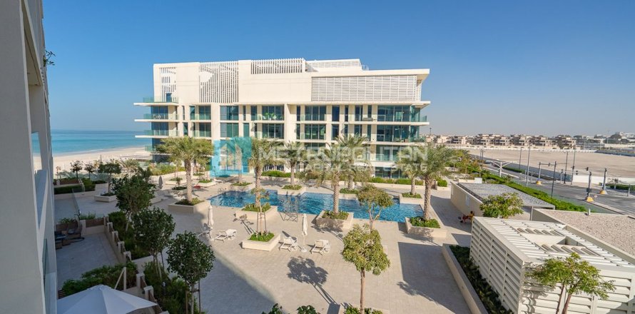 3 bedrooms Apartment on the Saadiyat Island, UAE No. 5202