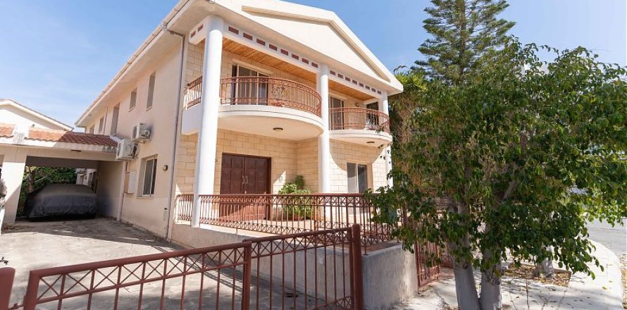 5 dormitorios House en Limassol, Cyprus No. 37813