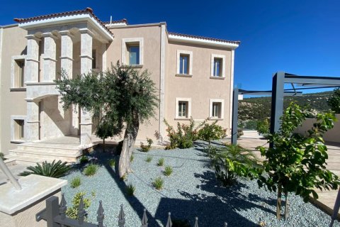 5 bedrooms Villa in Paphos, Cyprus No. 37779 6