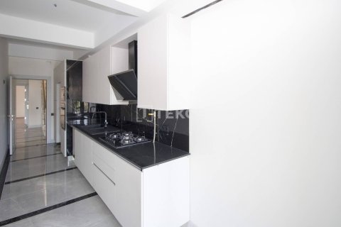 5+2 Apartment in Istanbul, Turkey No. 11420 27