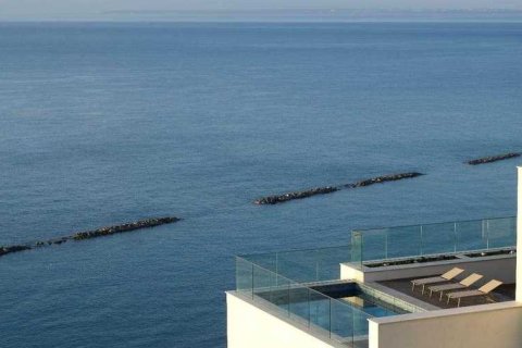 3 bedrooms Penthouse in Agios Tychonas, Cyprus No. 52690 3