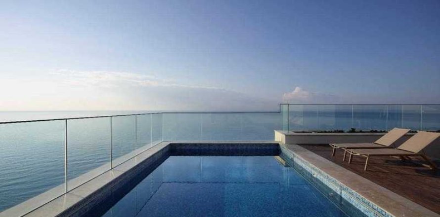 3 bedrooms Penthouse in Agios Tychonas, Cyprus No. 52690