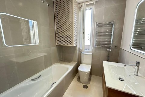 Квартира с 2 спальнями в Мадрид, Испания №92517 5