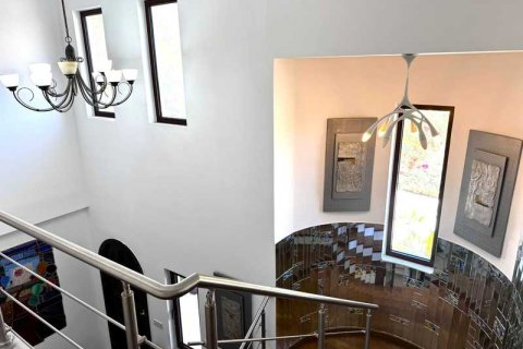 4 bedrooms House in Asgata, Cyprus No. 62891 12