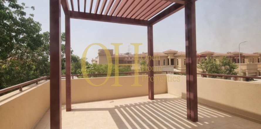 5 bedrooms Villa in Khalifa City, UAE No. 23604