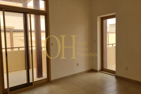 5 bedrooms Villa in Khalifa City, UAE No. 23604 8