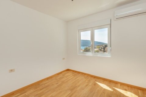 1 dormitorio Apartment en Herceg Novi, Montenegro No. 66798 11