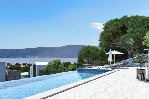 185m² Apartment en Tivat, Montenegro No. 66799 14