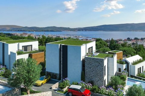 185m² Apartment en Tivat, Montenegro No. 66799 6