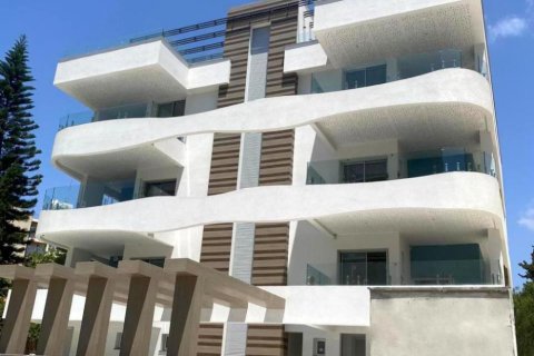 2 dormitorios Apartment en Limassol, Cyprus No. 51375 1