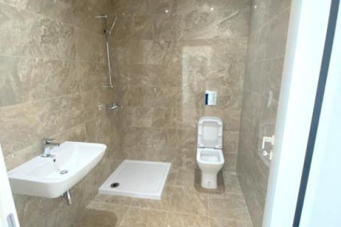 3 dormitorios Apartment en Limassol, Cyprus No. 51376 7