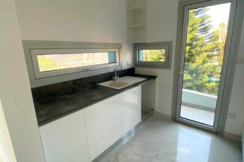 3 dormitorios Apartment en Limassol, Cyprus No. 51376 3