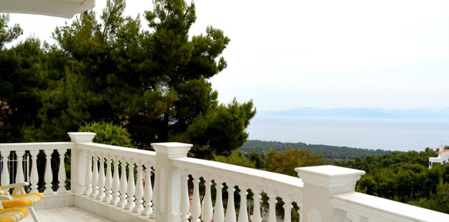 8 bedrooms Villa in Marathon, Greece No. 58696