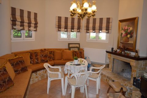 3 bedrooms Villa in Xylokastro, Greece No. 58699 3