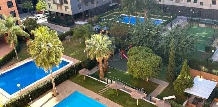 2 bedrooms Apartment in Valencia, Spain No. 26886