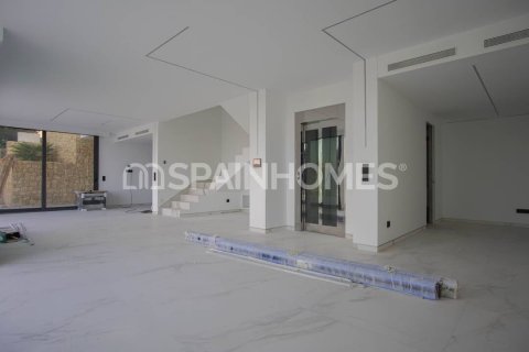 4 bedrooms Villa in Altea, Spain No. 26285 17