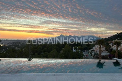 4 bedrooms Villa in Altea, Spain No. 26285 15