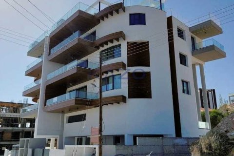 3 dormitorios Apartment en Mesa Geitonia, Cyprus No. 65974 2