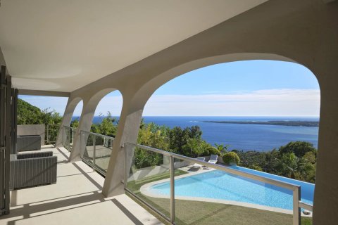 6 dormitorios Villa en Cannes, France No. 69208 9