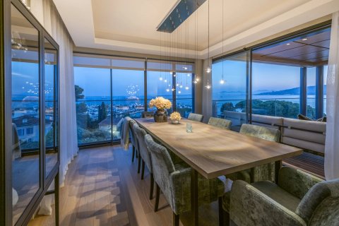 3 dormitorios Apartment en Antibes, France No. 69203 28