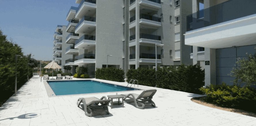 3 dormitorios Apartment en Limassol, Cyprus No. 51016