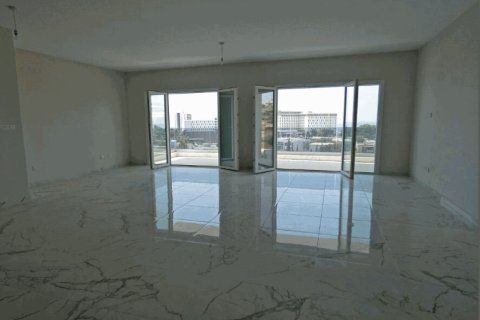 3 dormitorios Apartment en Limassol, Cyprus No. 51016 2