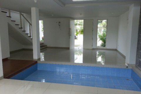 2 chambres Villa à South Kuta, Indonesia No. 22749 4