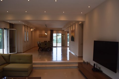 7 bedrooms Villa in Souda, Greece No. 57872 3