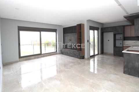 2+1 Penthouse in Belek, Turkey No. 11725 2