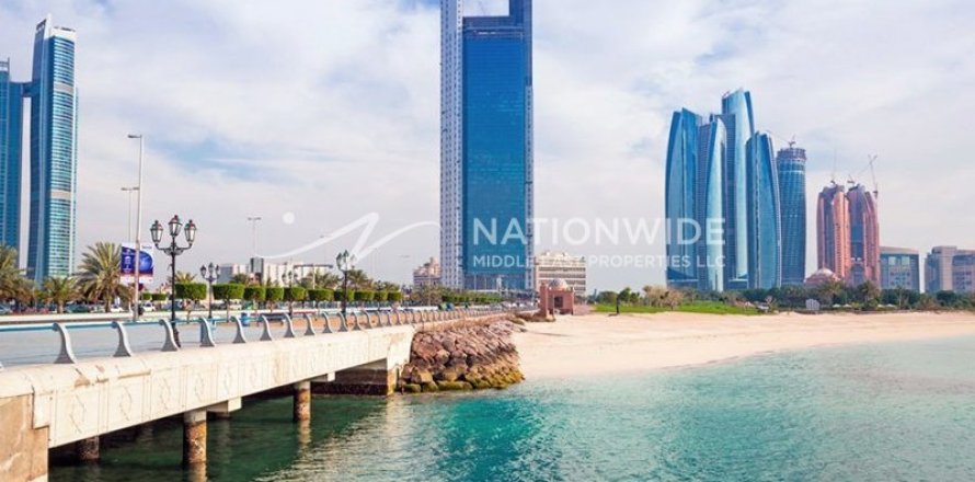 2000m² Land en Nareel Island, UAE No. 4409