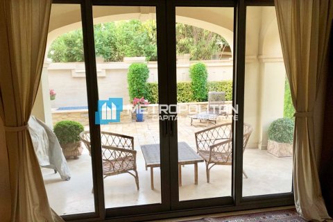 3 bedrooms Townhouse on the Saadiyat Island, UAE No. 5586 10