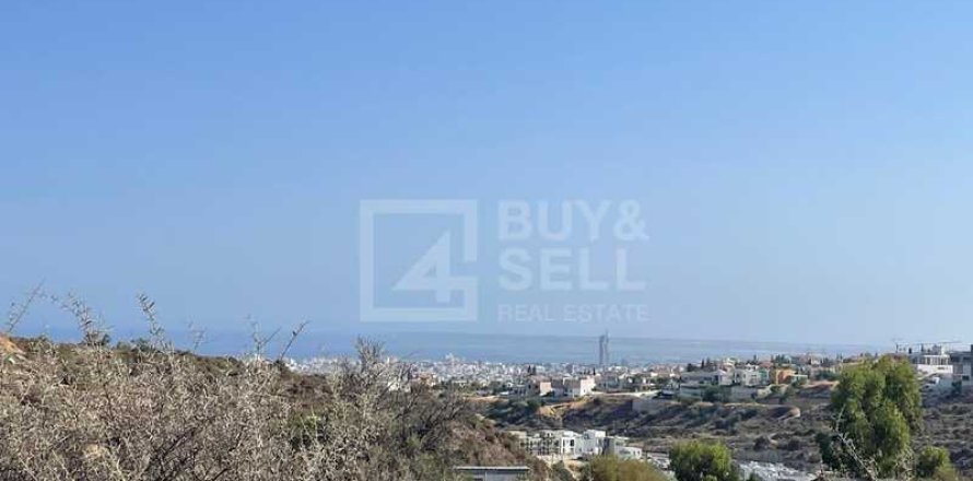 6021m² Land en Agios Athanasios, Cyprus No. 64646