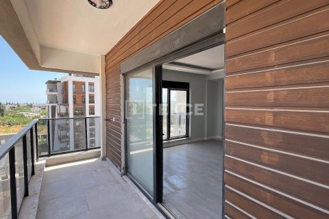 2+1 Apartment en Aksu, Turkey No. 19710 26