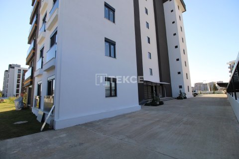 2+1 Apartment in Aksu, Turkey No. 19710 19