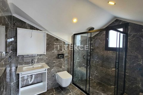 3+1 Villa à Fethiye, Turkey No. 19709 15